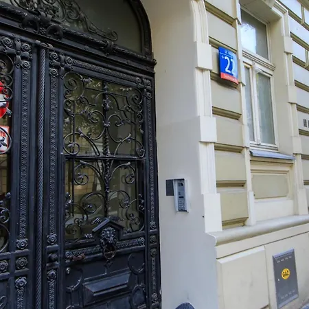 Wilcza Apartment